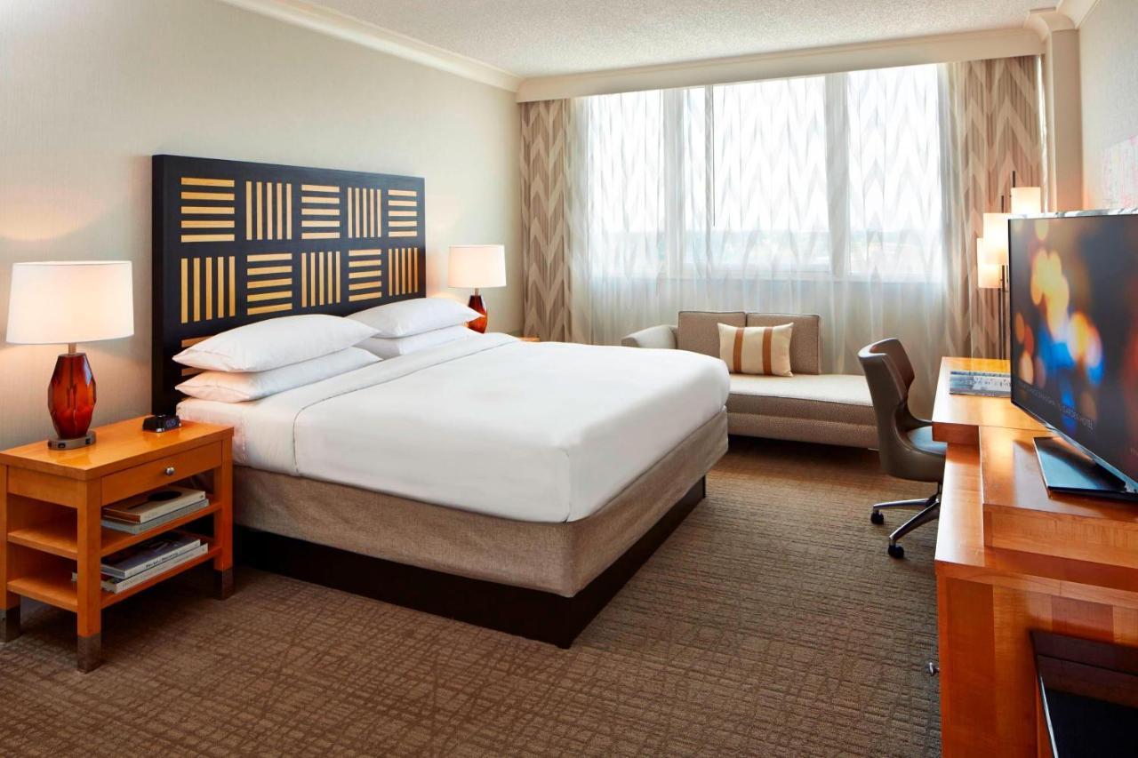 Guest Room 1 King,1705739206:JPEG