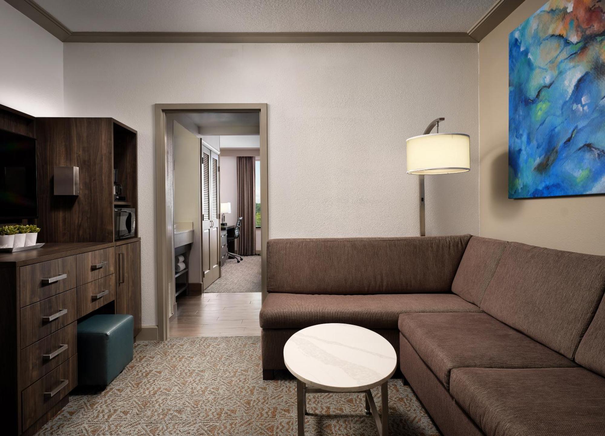 One Bedroom Queen Suite Two Queen Beds Sofa Bed