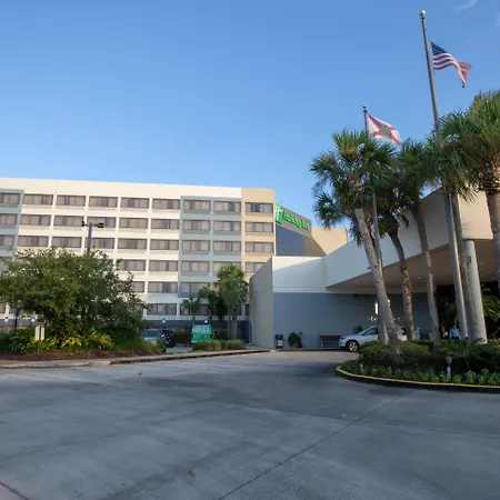 Hampton Inn Orlando-International Airport-3